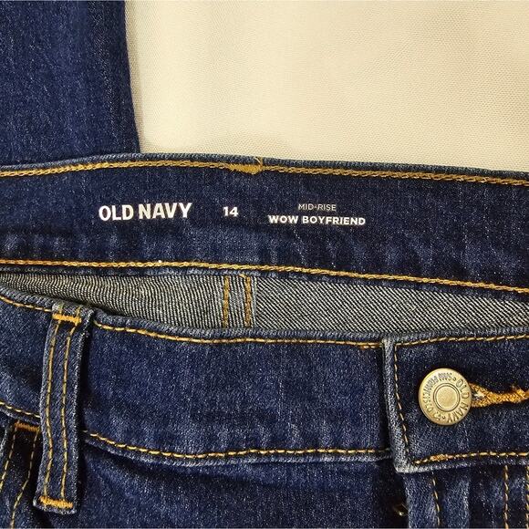 Old Navy Mid Rise Wow Boyfriend Denim Blue Jeans Cuffed Causal Plus Size 14 - Picture 5 of 12